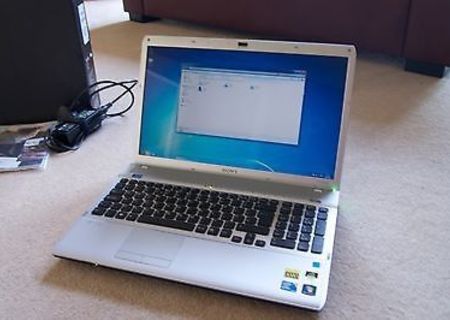 Sony Vaio FullHD 16.4"-Anglia Sony Vaio FullHD 16.4"-Anglia