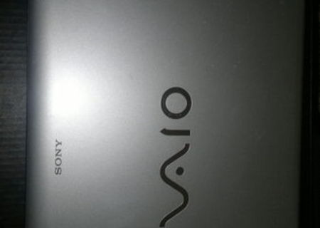 Sony Vaio model VPCEF4E1E - 17'' - alb Sony Vaio model VPCEF4E1E - 17'' - alb