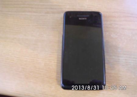 Sony xperia v