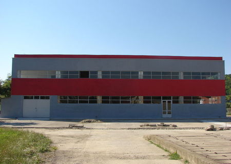 Spatiu Imobiliar tip hala in Tg. Frumos Spatiu Imobiliar tip hala in Tg. Frumos