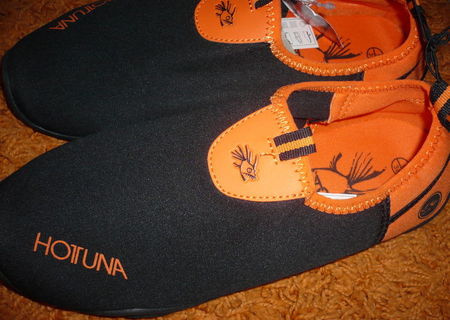 Splasher pantofi apa HotTuna