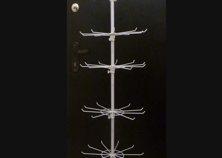 Standere / display rotativ pentru expunere marfa