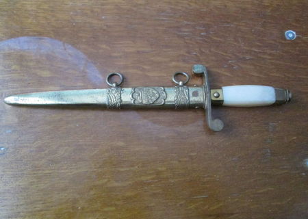 stilet ofiter roman
