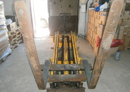 stivuitor pe tractor