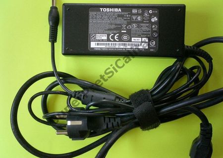 Sursa, incarcator original laptop TOSHIBA cu iesire 19V 4.74A Sursa, incarcator original laptop TOSHIBA cu iesire 19V 4.74A