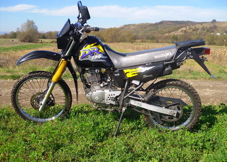 Suzuki DR 125 SE