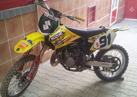 Suzuki rm 125