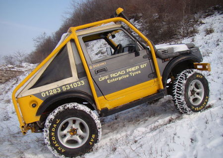 suzuki samurai off road