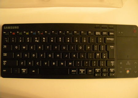 Tastatura Smart Wireless
