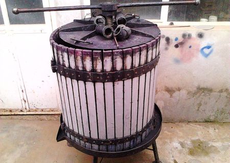 teax masina de stors struguri manual