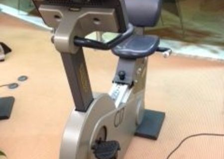 Technogym XT PRO bicicleta orizontala