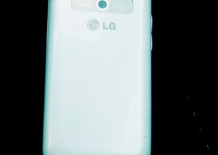 telefon lg optimus hub one white