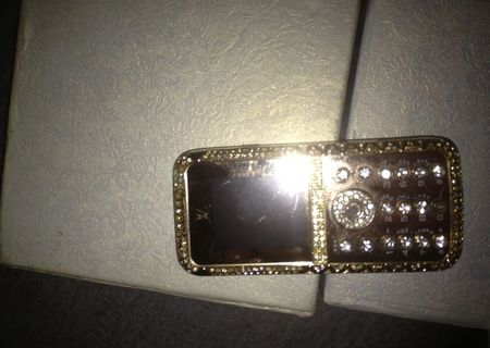Telefon Louis Vuitton A502