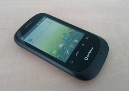 Telefon Vodafone smart 858