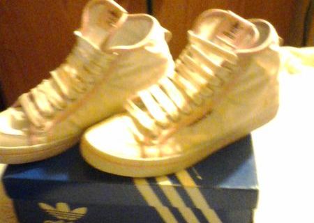 tenesi adidas originali