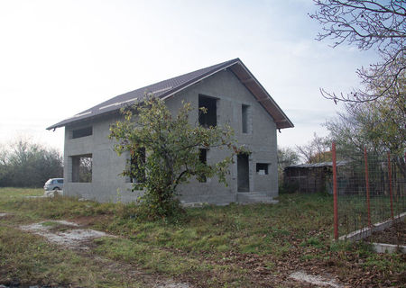 Teren + Casa ( constructie 2012)