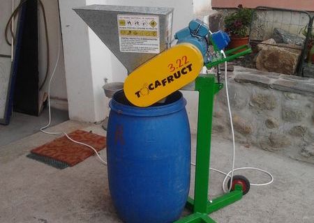 tocator de mere tocator de mere