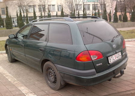 Toyota avensis Toyota avensis