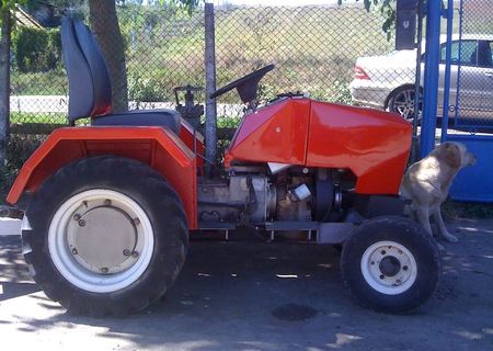Tractor 15 CP Util pentru sere si solarii