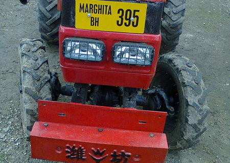 tractor 4x4 an 2008 sau schimb