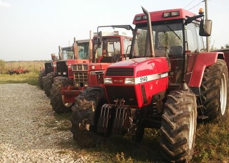 Tractor agricol