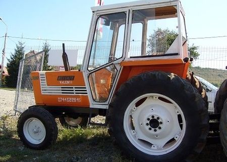 Tractor Fiat 780 cu cabina