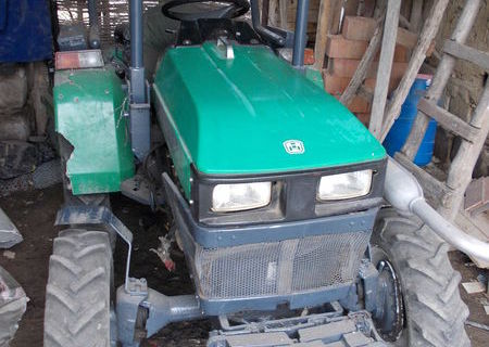 Tractor hart 200 fiat, an fabricatie 2004