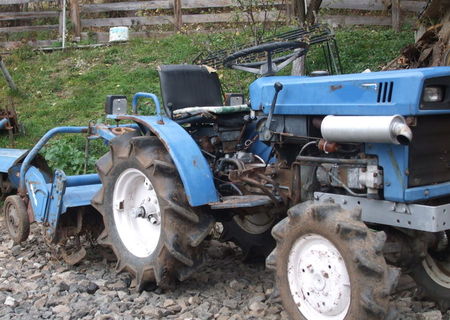 Tractor japonez iseki 4x4