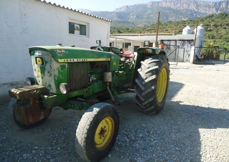 Tractor John deere 2030