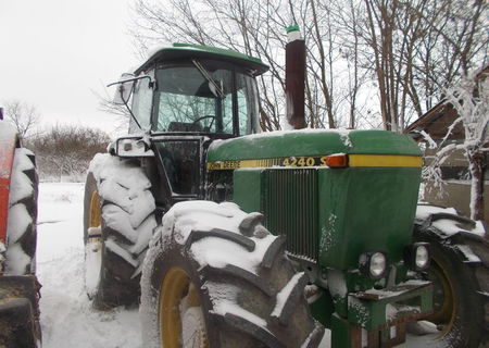 Tractor John deere 4240s