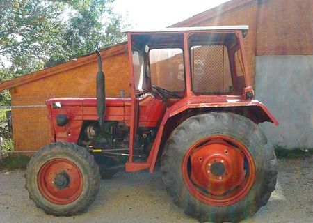 tractor U445 DT