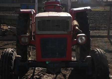 tractor utb 55