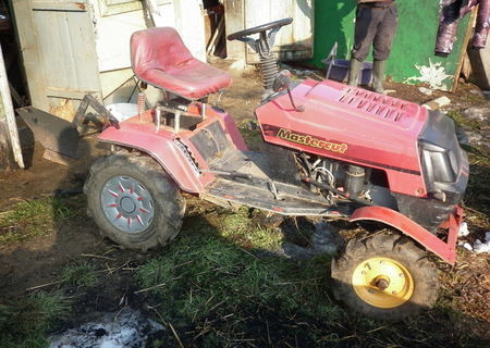 Tractoras de tuns gazon modificat