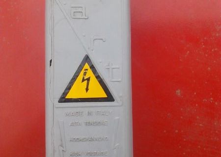 transformatoare de inalta tensiune pentru neon modelat