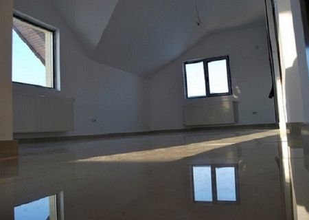 Trei camere - 81 mp - Metrou Dimitrie Leonida