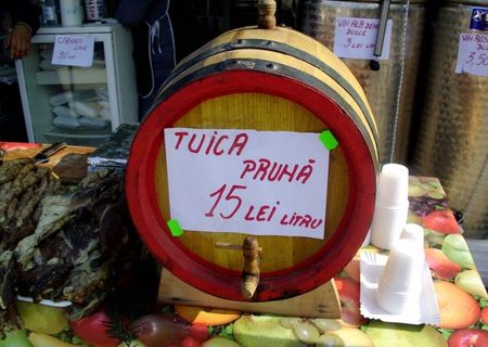 tuica din prune varatice
