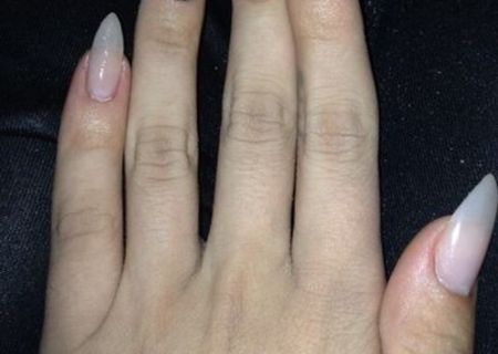 Unghii cu gel/ manichiura pedichiura
