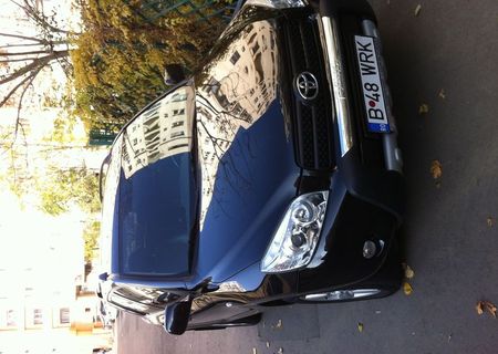 UNIC PROPIETAR RAV 4