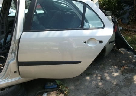 usa renault laguna2, an fab 2003