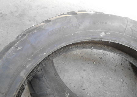 vand 2 anvelope michelin 150/70/17