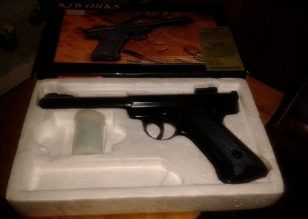 Vand 2 (doua) pistoale airsoft Ruger MK1 KJW stare foarte buna Vand 2 (doua) pistoale airsoft Ruger MK1 KJW stare foarte buna