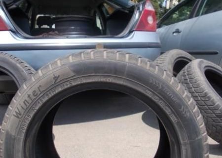 Vand 4 anvelope de iarna 205/55/R16