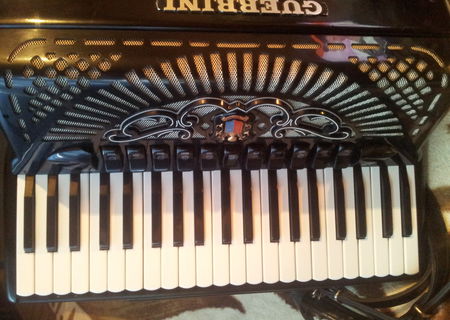 Vand acordeon Guerrini