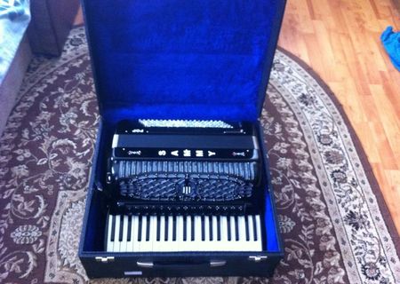 Vând acordeon stocco stradella120 bassi