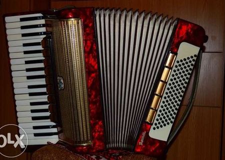 Vand acordeon Weltmeister 96 de basi