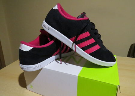 Vand Adidas Neo aproape noi