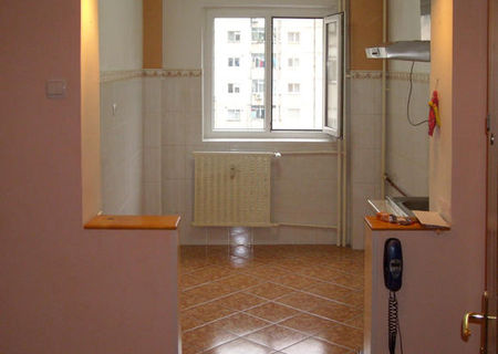 vand ap. 2 camere,conf 1,decomandat,curat,nemobilat,zona rahova