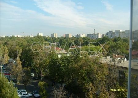 VAND AP 3 CAMERE BABA NOVAC ROND