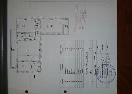 Vand ap 3 camere in drumul taberei, semidecomandat 70 mp