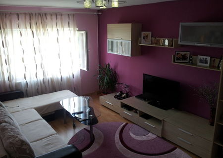 Vand ap 3 camere PERS FIZICA